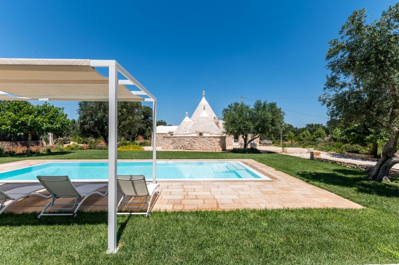 Trullo Zese Con Piscina Privata Villa San Michele Salentino Exterior photo