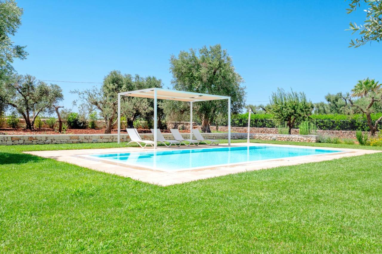 Trullo Zese Con Piscina Privata Villa San Michele Salentino Exterior photo