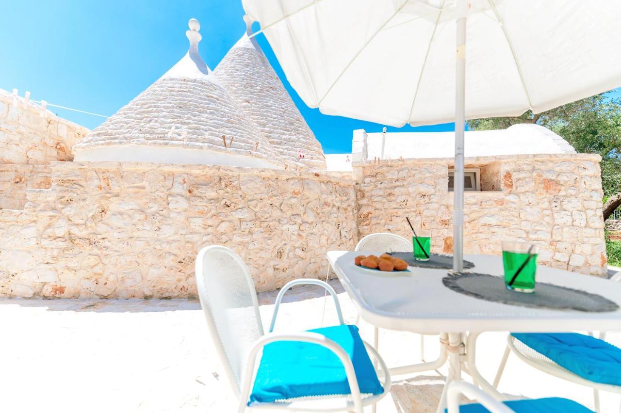 Trullo Zese Con Piscina Privata Villa San Michele Salentino Exterior photo