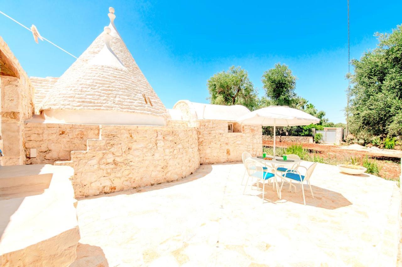 Trullo Zese Con Piscina Privata Villa San Michele Salentino Exterior photo