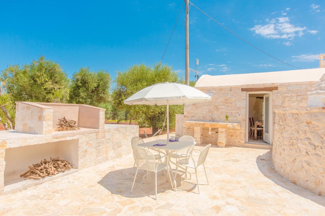 Trullo Zese Con Piscina Privata Villa San Michele Salentino Exterior photo