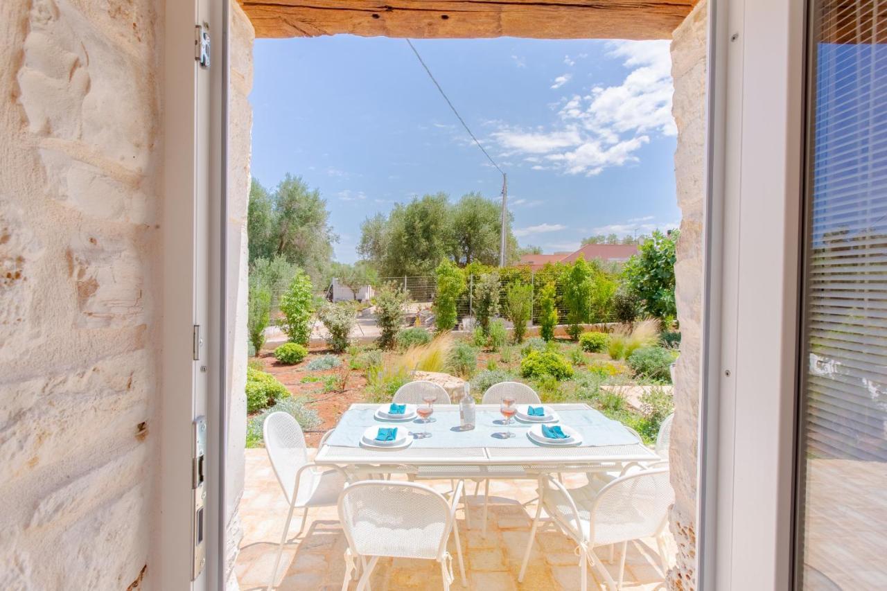 Trullo Zese Con Piscina Privata Villa San Michele Salentino Exterior photo