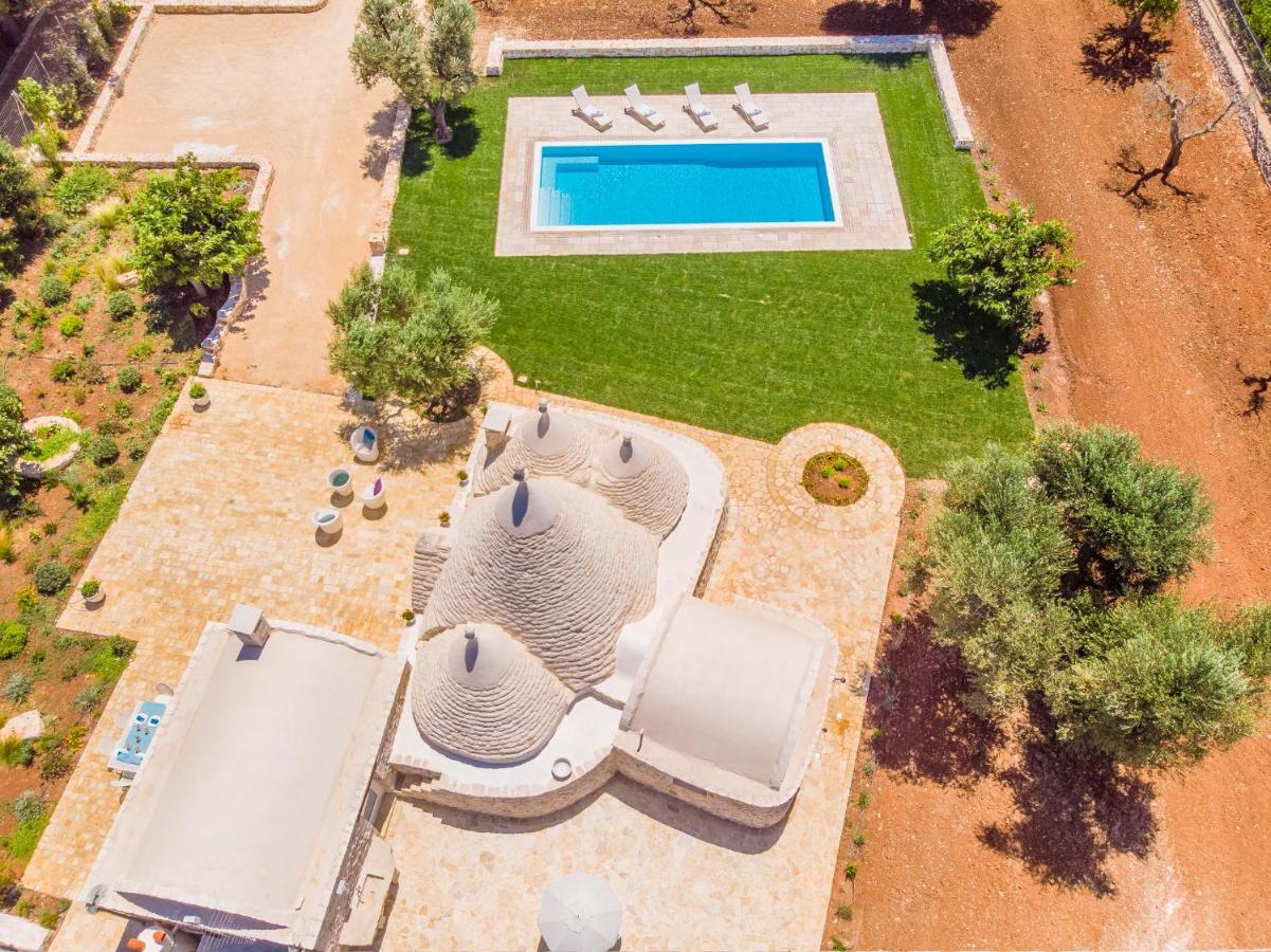 Trullo Zese Con Piscina Privata Villa San Michele Salentino Exterior photo