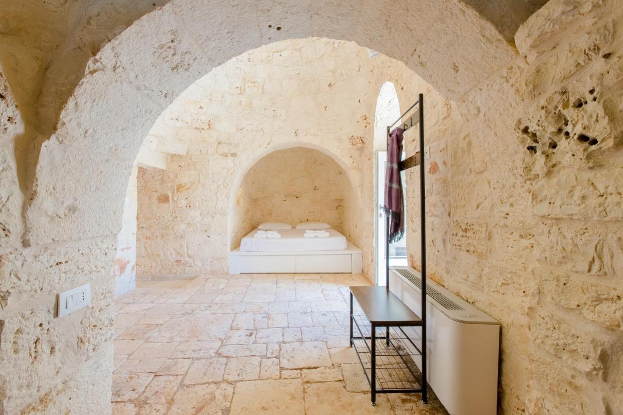 Trullo Zese Con Piscina Privata Villa San Michele Salentino Exterior photo