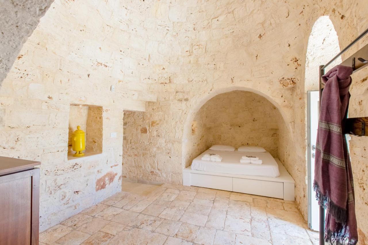Trullo Zese Con Piscina Privata Villa San Michele Salentino Exterior photo